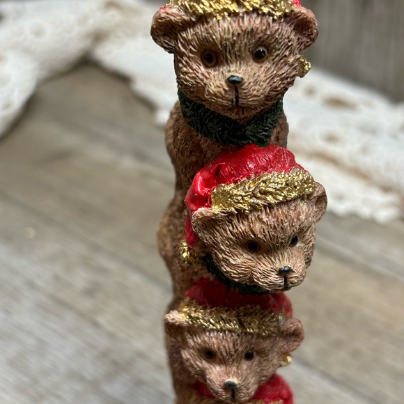 Santa Statue Sitting with 3 Bears on Top Christmas Holiday Decoration - Picture 2 of 12